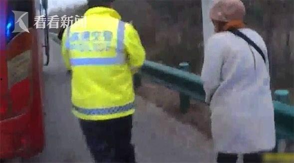 国产女子如厕视频